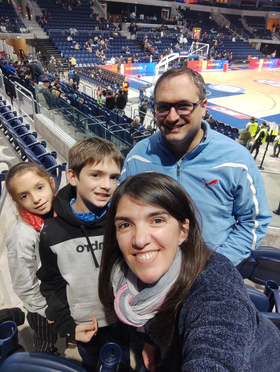 Viru76's tweet photo. #SomosEquipoSomosUruguay https://t.co/vj35b8p33s