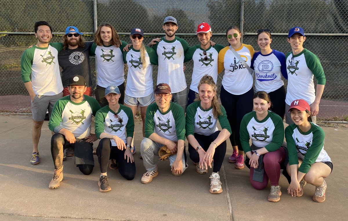 Always fun co-captaining the JD Knockouts softball team with @JRo_Hamilton. Hard fought championship game and in the end came back with a 🥈. @doudna_lab