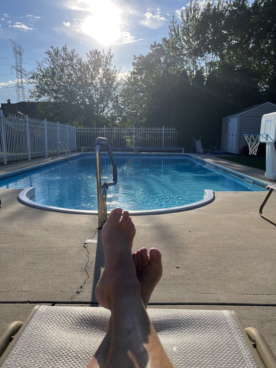Trollsince1987's tweet photo. End of the day… https://t.co/v2uM0VhYgf