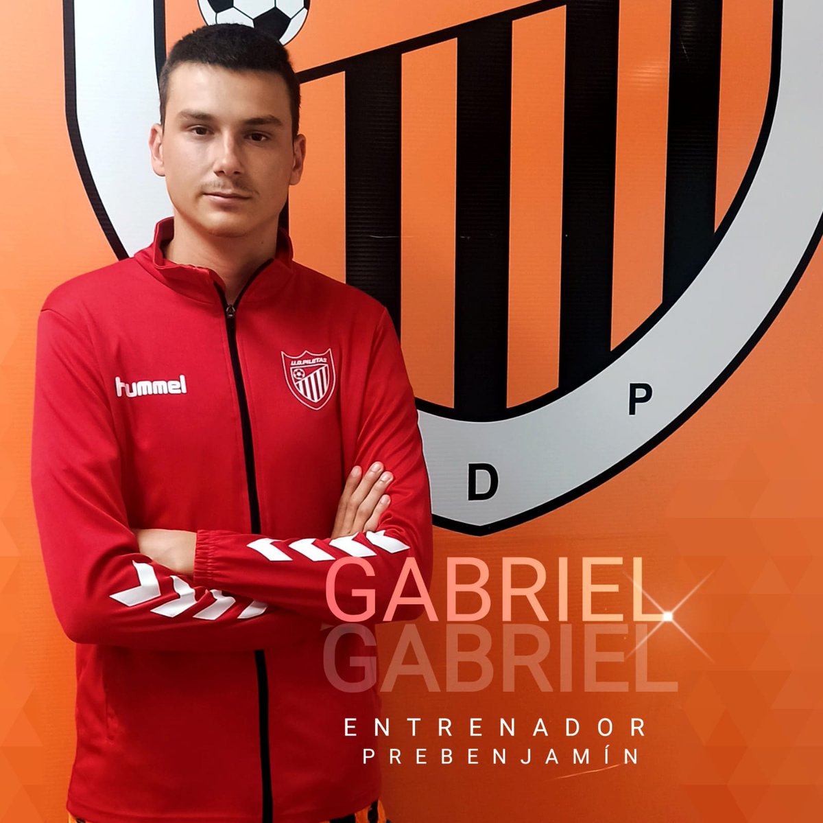 📢📝 Presentamos otra de las nuevas incorporaciones para la temporada 2022-23, "Gabriel" como entrenador del Prebenjamin.

Con ilusión y con ganas, se suma al nuevo proyecto del club en este nuevo reto.

#Bienvenido a su nueva 🏠, deseándole la mejor de las suertes.