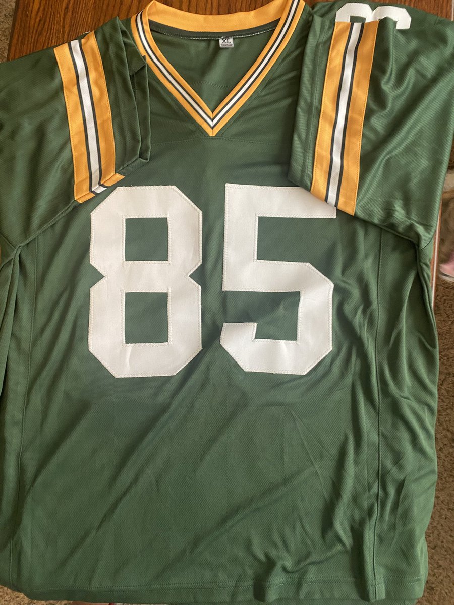 iamdschenk's tweet image. 🚨 Give-A-Way Alert 🚨 

The Regular Season is getting close so let’s run another contest.

Prize: Robert Tonyan @RobTonJr autographed jersey.

How to enter: 
Follow @PassionPacker 
Like and RT this Post.
Reply “Go Pack Go”