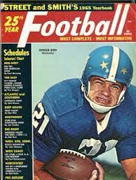 wildcatnews's tweet photo. Loved Rodger Bird’s play at Corbin and UK. His famous Street &amp; Smith Football Yearbook cover in 1965 was awesome. No face guard. Made guys tough back then. Had QB Rick Norton not been injured, the Cats would have been bowl bound. @UKFootball https://t.co/cu08hTDt47