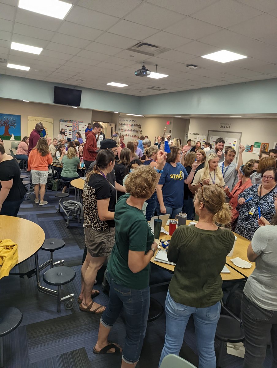 OALCPrincipal's tweet photo. We had an amazing 1st day of workshop today-  279Online &amp; OALC spent time connecting, re-grounding ourselves in our work and how Every One of us plays an important &amp; unique role in helping the district achieve the mission.  Looking forward to a great 22-23 school year! @ISD279 https://t.co/KOLOBmVBMk