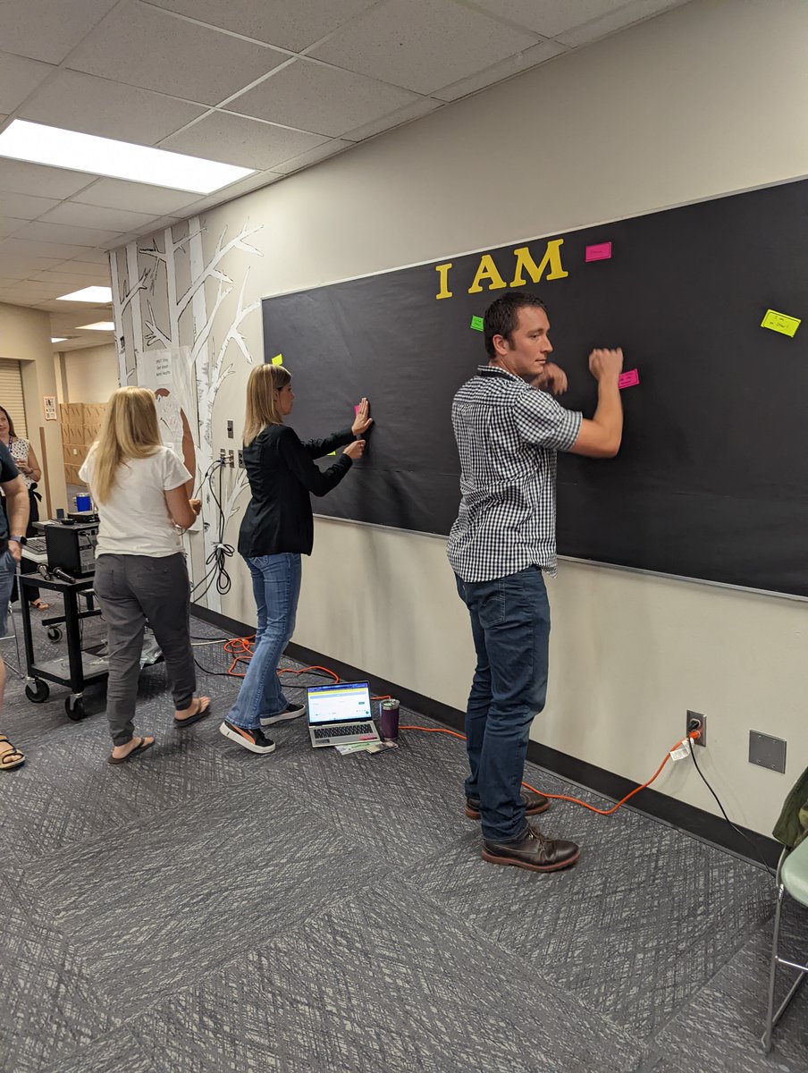 OALCPrincipal's tweet photo. We had an amazing 1st day of workshop today-  279Online &amp; OALC spent time connecting, re-grounding ourselves in our work and how Every One of us plays an important &amp; unique role in helping the district achieve the mission.  Looking forward to a great 22-23 school year! @ISD279 https://t.co/KOLOBmVBMk