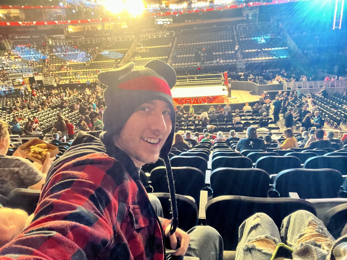 KreekCraft's tweet photo. About to fight Logan Paul on WWE Raw. Wish me luck guys. 🫡 https://t.co/CTJp7KLvER