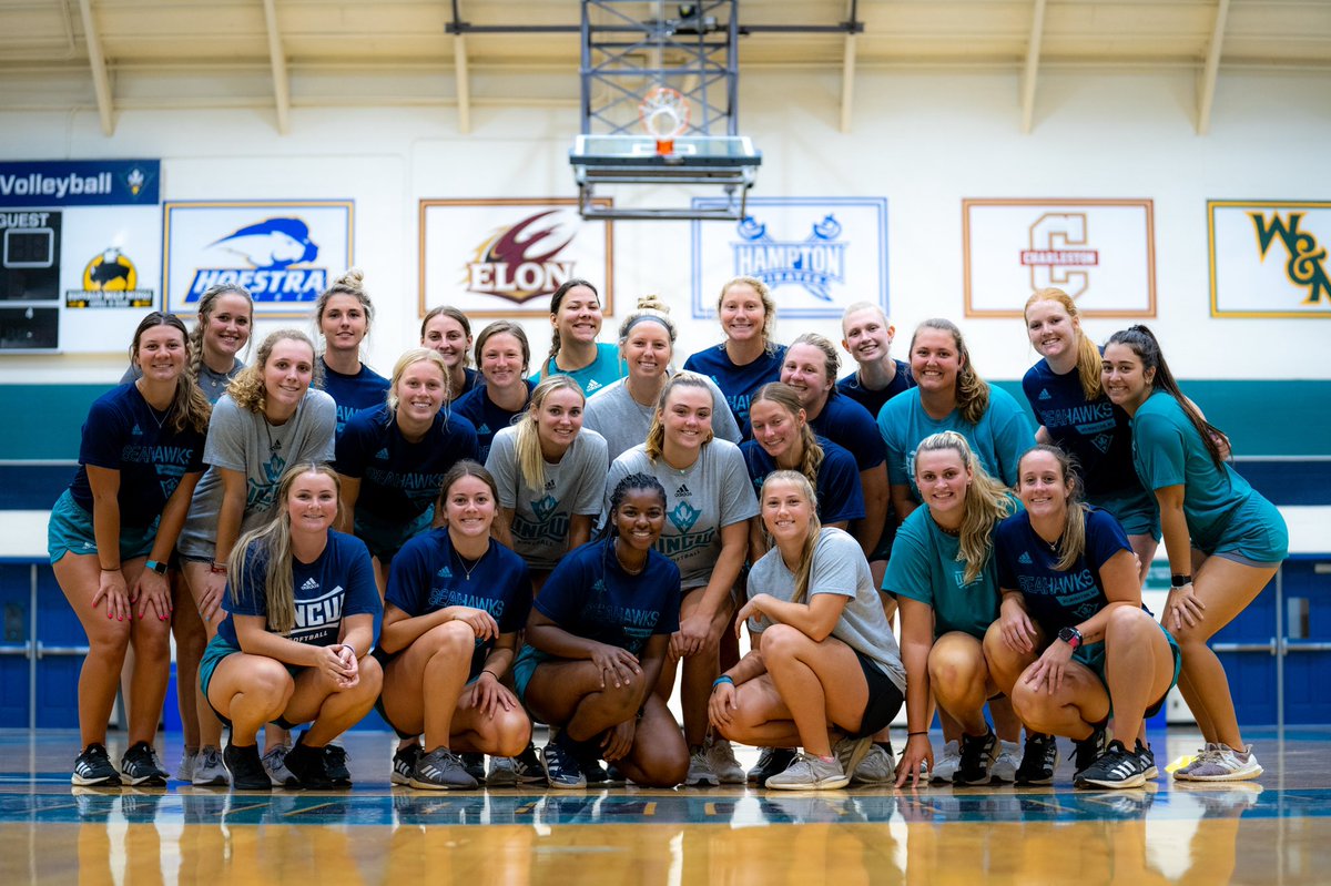 UNCWsoftball's tweet photo. Got back to it today💪🏻

@UNCWSportsPer x #Team39 https://t.co/8HbkeQWZaA