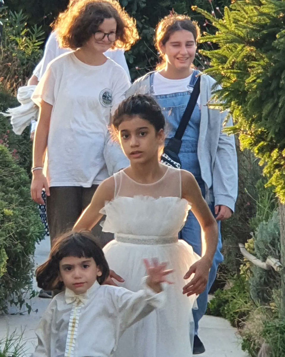 nuzun18's tweet photo. 3.düzenlediğimiz sünnet şöleni bu günde gecede sevgili çocuklarımız  Değerli ailerimiz eğlenerek güzel bir vakit geçirdi.Katılım gösteren tüm Değerli  Ailelerimize ve Çocuklarımıza teşekkür ederiz. Başka güzel bir aktivitede görüşmek dileği ile.#Avender https://t.co/XKUxgzngRC