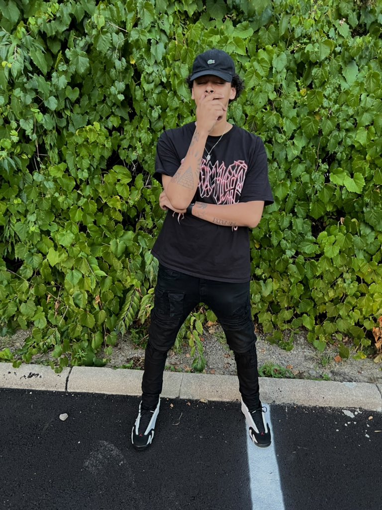 dspragg18's tweet photo. Sinnin’ again I’ve been winnin’ again 🥇🙇🏽‍♂️ https://t.co/5htt83JrOX