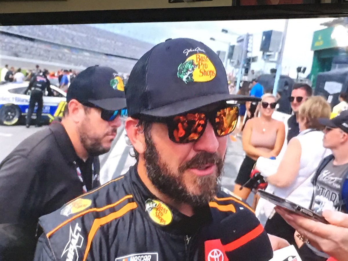 Dawn9469's tweet photo. Got to catch up on the race yesterday via #RaceHub, and man my heart hurts for @MartinTruex_Jr. Iโm not happy that he didnโt make the #NASCARPlayoffs - but Iโm still damn proud of him!! He can still cause some havoc - so letโs go get that W #19Team!!!! #ThatsMyDriver ๐ https://t.co/3IYmZshUX6