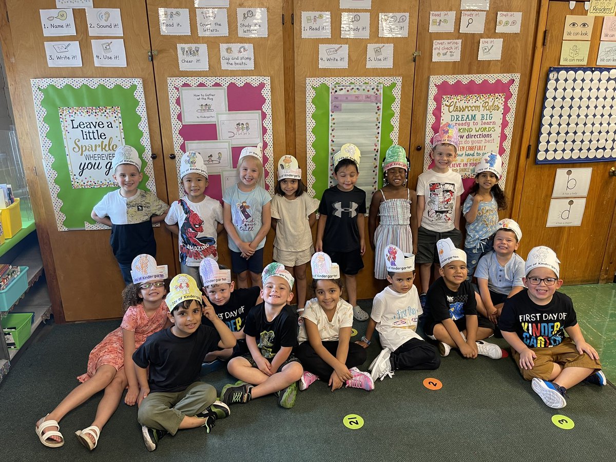 MsC_BVKDG's tweet photo. These kids are ready to learn so many new things this year in Kindergarten! #BVpride #d109pride @BVGoBobcats @ISD109 https://t.co/nqQDnKKmac