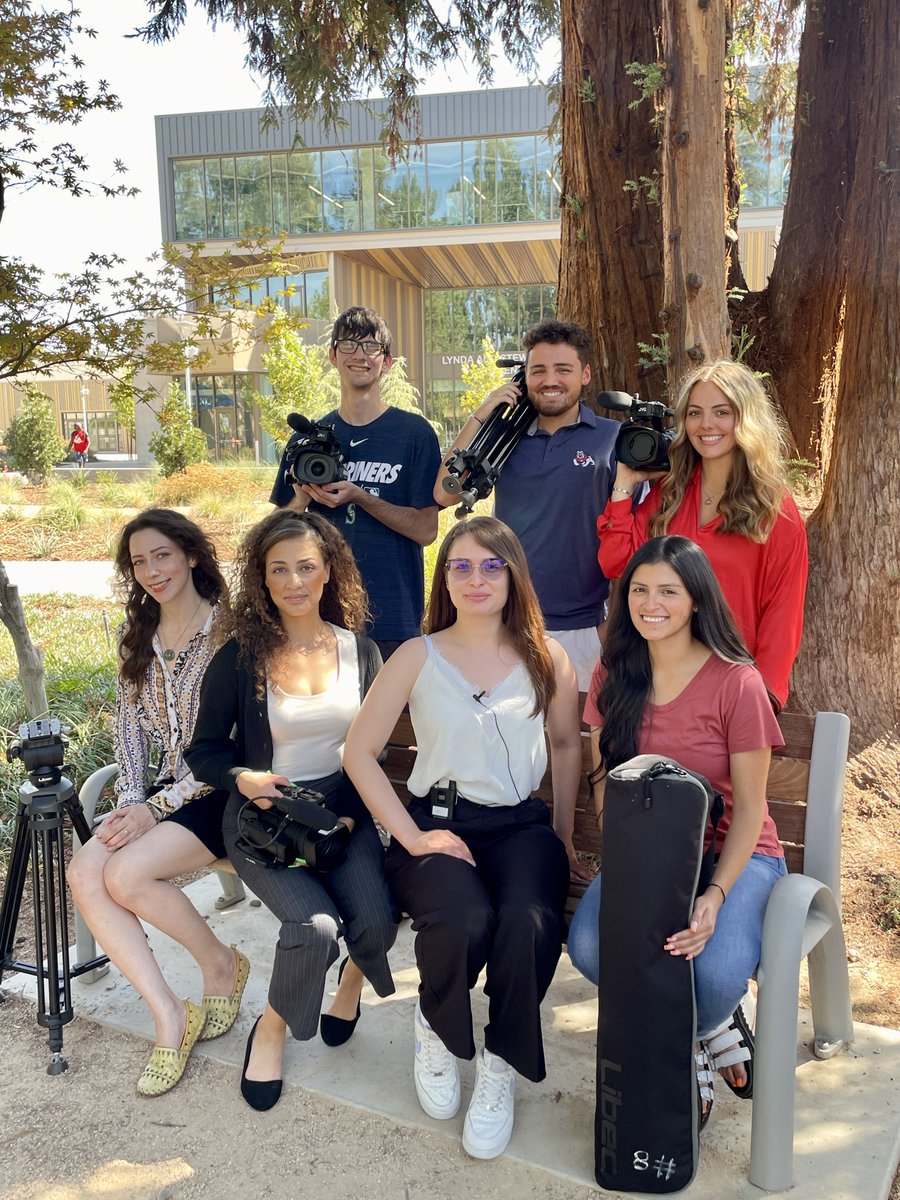 FSFocusTV's tweet photo. New group of student journalists. New team/class pics. @FSMCJDept #MCJ128 #WeAreMCJ @Fresno_State https://t.co/pf4Q4rfgdL