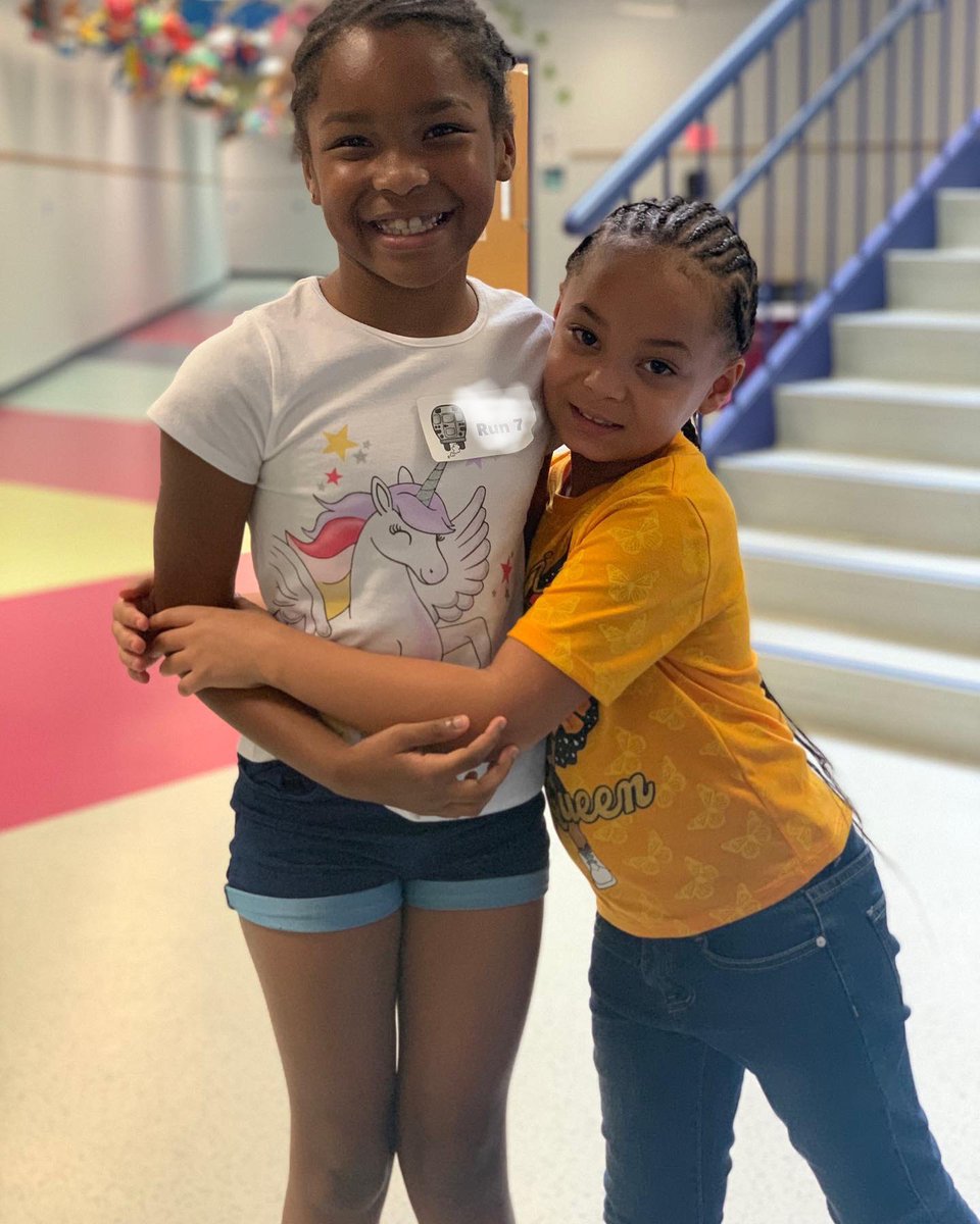 CBBESWJCC's tweet photo. Today, you could feel the energy and excitement of starting off a brand new school year! It is SO nice to have all our Baker Bears together again. It will be an AWESOME school year! βοΈπππ©π»βπ«#webelievebearsachieve #wjcc #wearewjcc #firstdayofschool #wjccfirstday https://t.co/ZC85J1ccQL