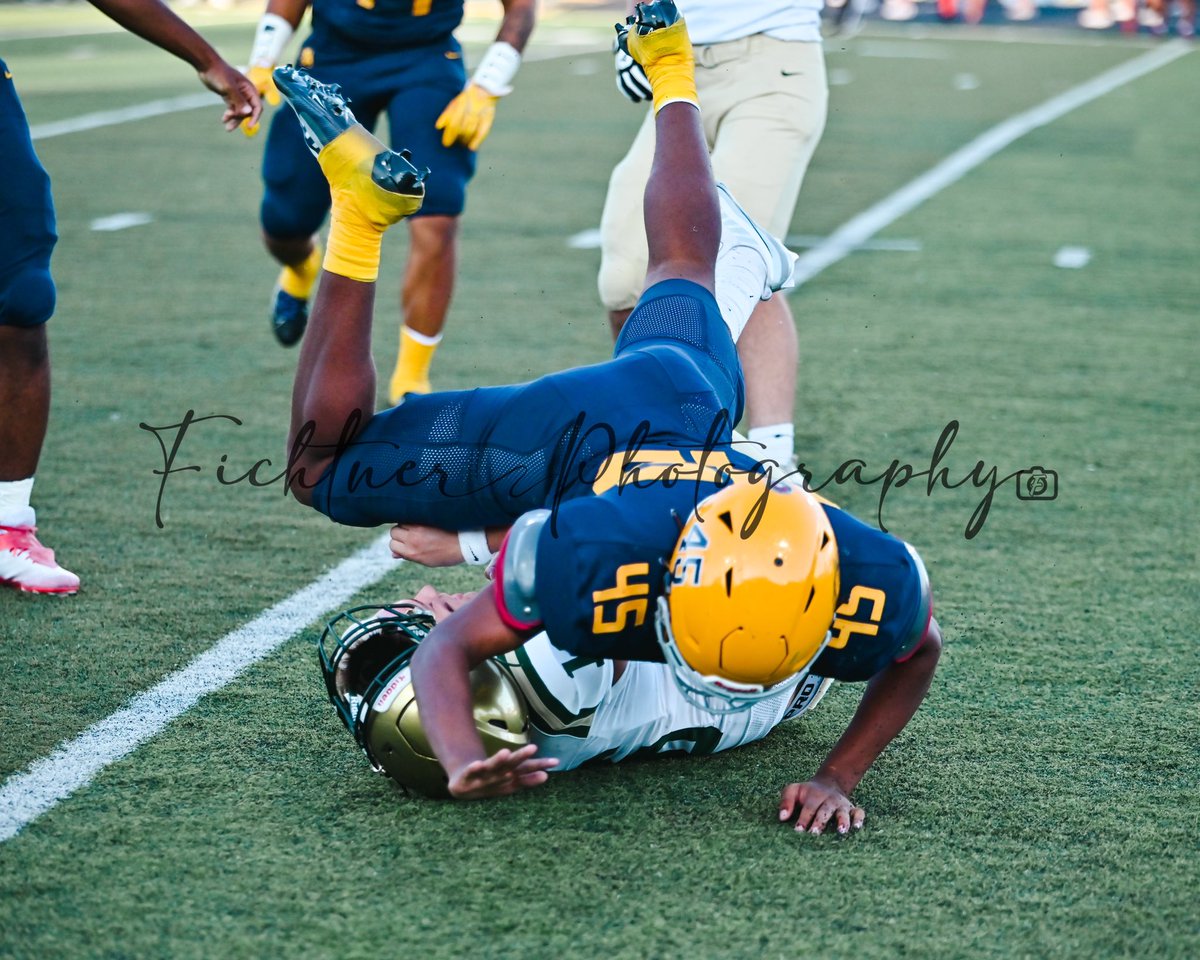 FichtnerPhotos's tweet photo. Tough loss for the Whitmer Panthers. We know they will bounce back! On to week 3! 

@WhitmerFB 

https://t.co/jiLcGHgobg https://t.co/lU9RfYWimE