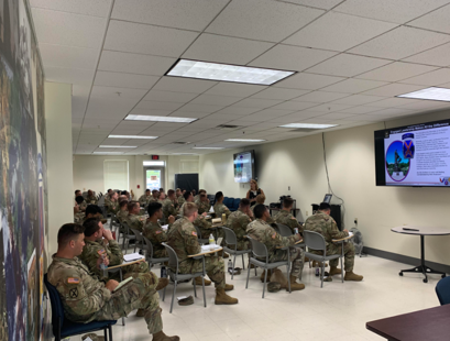 2_14Infantry's tweet photo. Last week the Golden Dragons held a TL/SL course led by Dragon 7. The course focused on components of #skilledcompetency as well as key training such as Financial Readiness and Legal briefings. #ROTL #courageandhonor #ClimbToGlory #MountainTough #commandochallenge https://t.co/dSrIBXEsXN