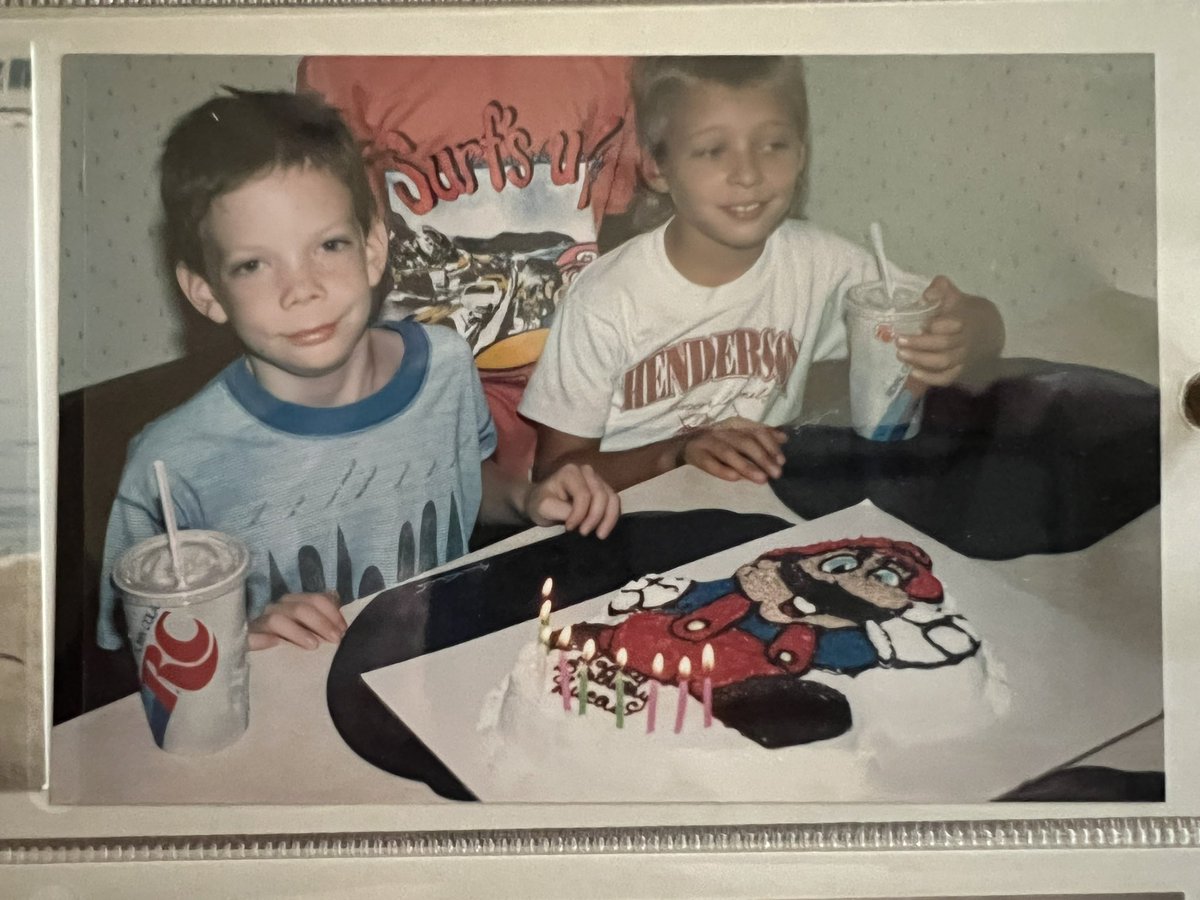 Lucas M. Thomas tweet media