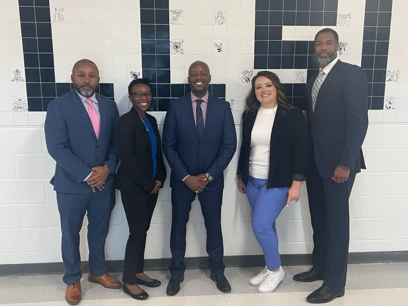 Andrea Ruby tweet media