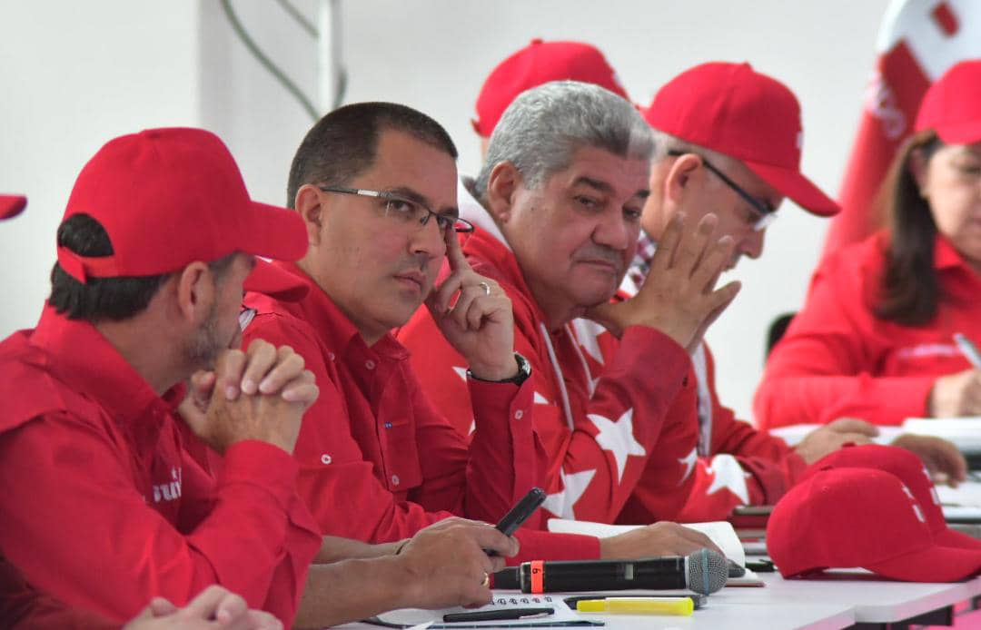 jaarreaza's tweet photo. En la Dirección Nacional del @PartidoPSUV analizamos los procesos masivos de elecciones de equipos de calles y comunidades y planificamos la elección de los equipos para las UBCH para este sábado. Sin duda, somos el Partido más democrático de Venezuela y de buena parte del mundo https://t.co/OzV64vzBWH
