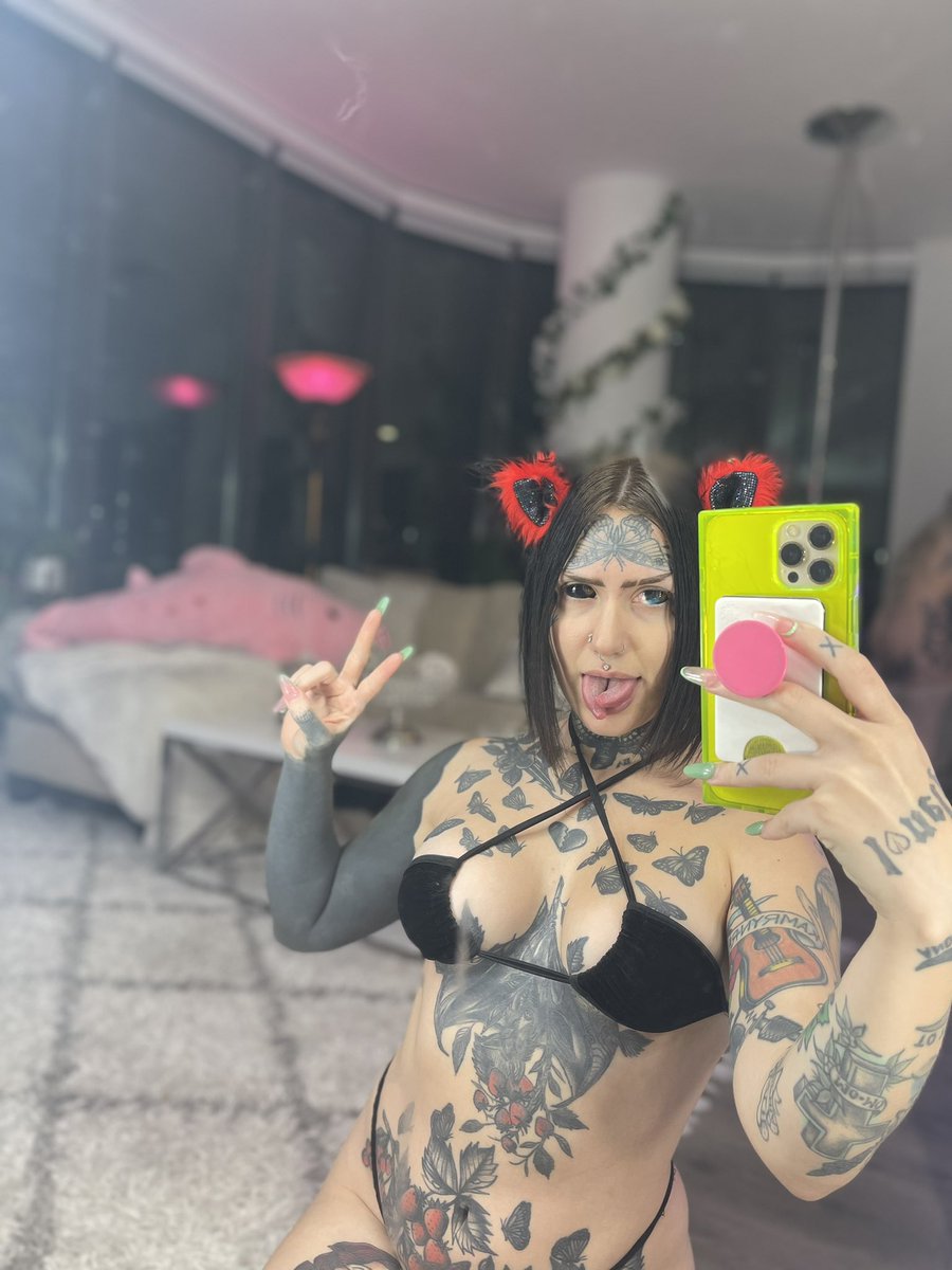 orylan on Twitter: " ️🖤"