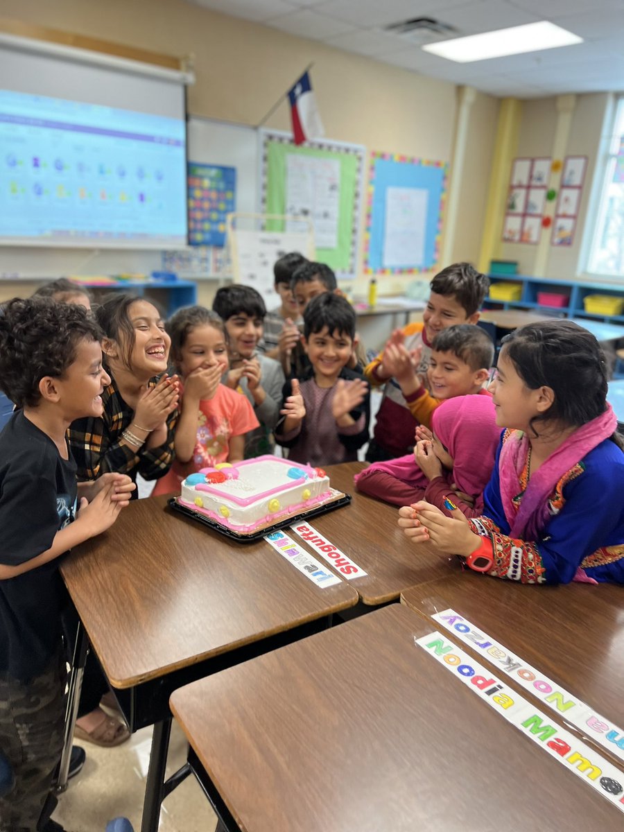 MrsiHurt's tweet photo. My newcomer students do not celebrate birthdays in their home country. It was a big surprise for everyone when she showed up with a cake to celebrate with the class. So much excitement, smiles and giggles! They sang at the top of their lungs! @NISDMead https://t.co/DPCF1QZDev