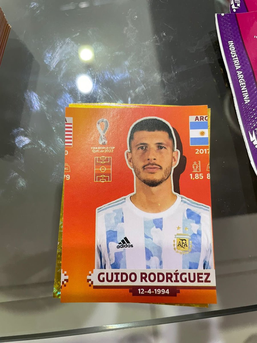 szarko4's tweet photo. @PaniniArg compré unos paquetes de figuritas de Qatar 2022, y me vino fallada una figurita, me gustaría recibir una solución ya que no me atienden el teléfono!! https://t.co/qmCbRmTdp5