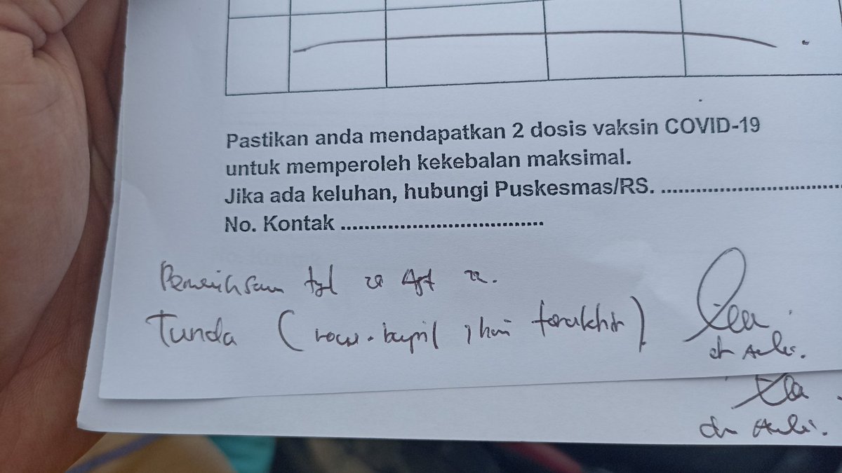 fandiwong's tweet photo. @KAI121 Ini ud mau vaksin rekomendasi dr dokter di tunda dulu harus tetep pake antigen atw tidak min? https://t.co/HFoyWnb5PN