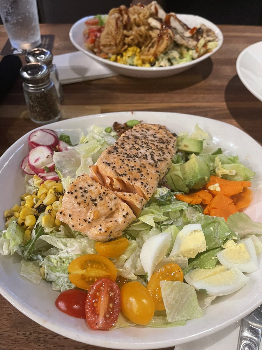 Lanay143's tweet photo. Mother &amp; Son date night with my youngest Sonshine @godsnephew00 #boymom #mytwosons 💙💙 https://t.co/7HNtQsbthW