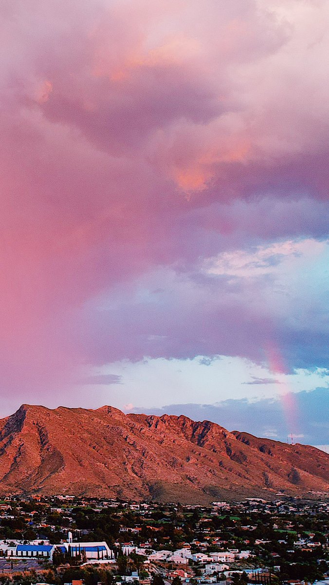 ChucoAerials's tweet photo. In another class of beauty 
📍El Paso, Texas https://t.co/4o49YGHtlO