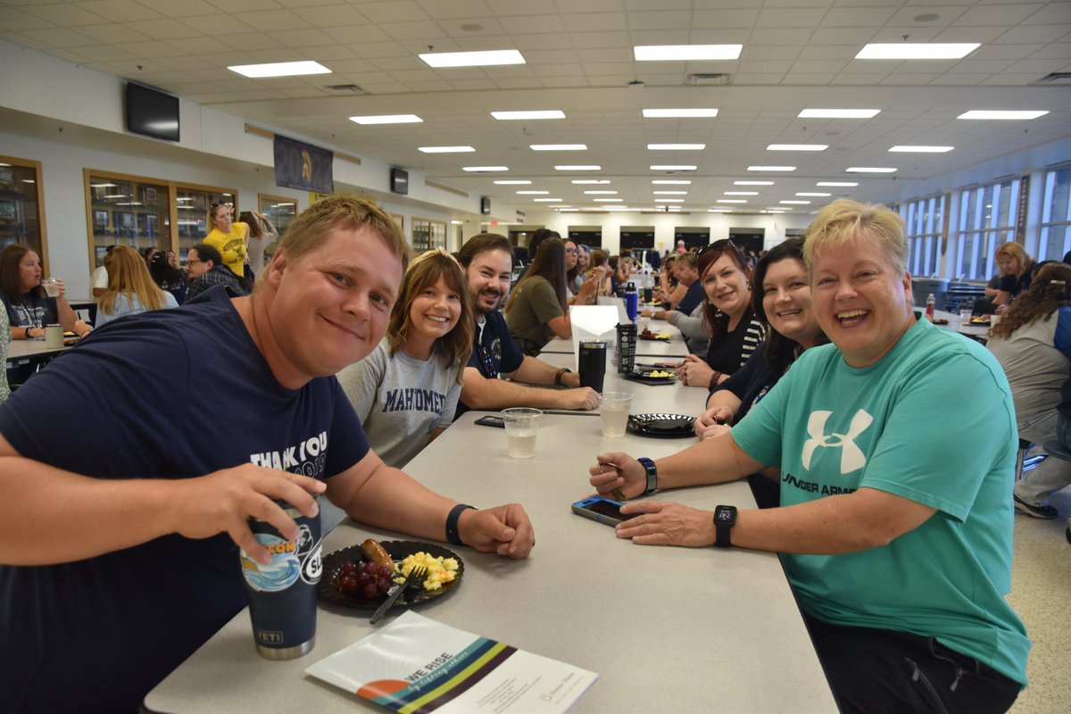 Mahtomedi Public Schools tweet media