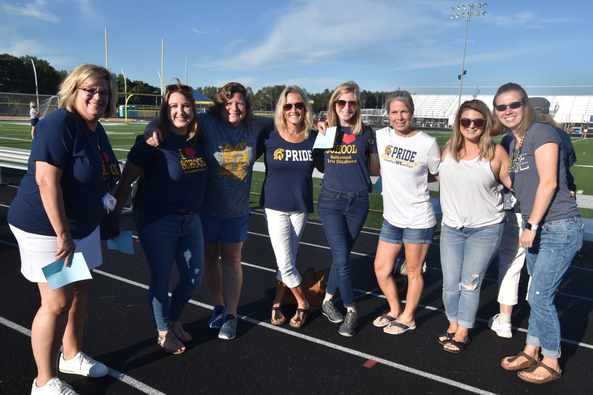 Welcome Back, Mahtomedi Staff! 💛💙Our staff made connections with each other about the upcoming school year, participated in fun teambuilding activities, and heard from the 2022-23 Mahtomedi Teacher of the Year, Dave Wald! #WeAre832