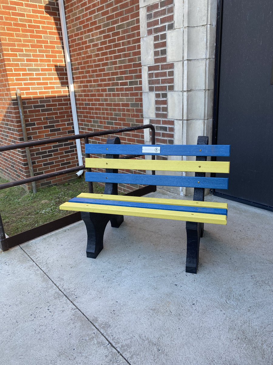 BPESchool's tweet photo. Thank you BBP Pack 130 for the amazing bench! Great job making it out of recycled bottle caps! https://t.co/lnoc8jp9ZL