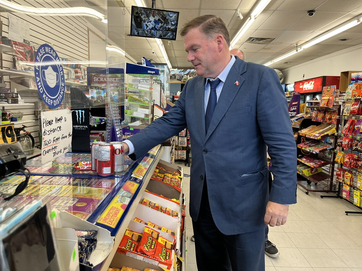 Ontario’s convenience stores provide people in their communities with daily necessities around the clock. This #Convenienceweek, support local small businesses by visiting a convenience store in your neighbourhood.
 #SupportLocalON @OntarioCStores @ConvenienceCan #NorthOshawa