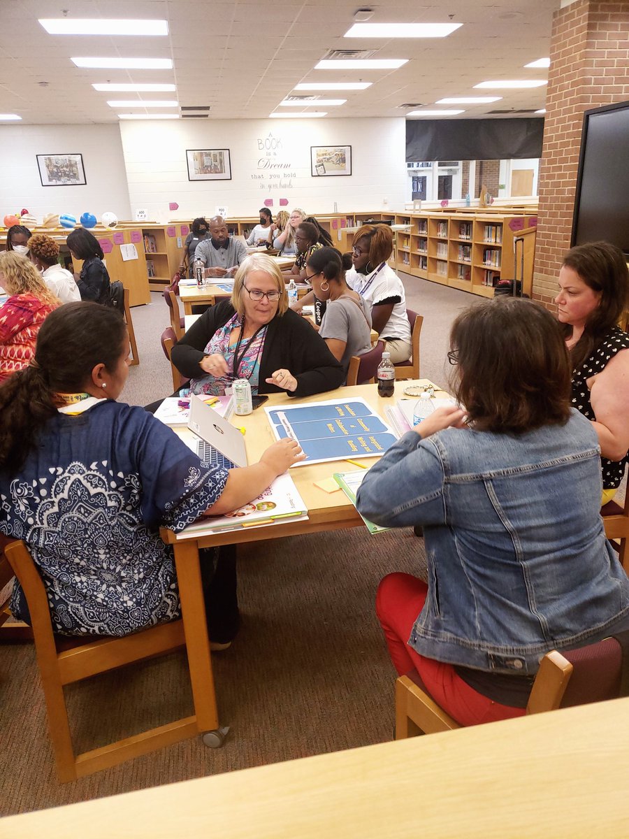 MrsT_TES's tweet photo. McDonough Cluster 3-5 Explicit Writing PD. Amazing session. Shout out to our cluster teachers and @BrittanySutton_ for learning together today! 
@ELA_HCS 
@DawnAndersonHCS 
@Lakanijones 
#LiteracyinHenry https://t.co/u7vIjF65uo