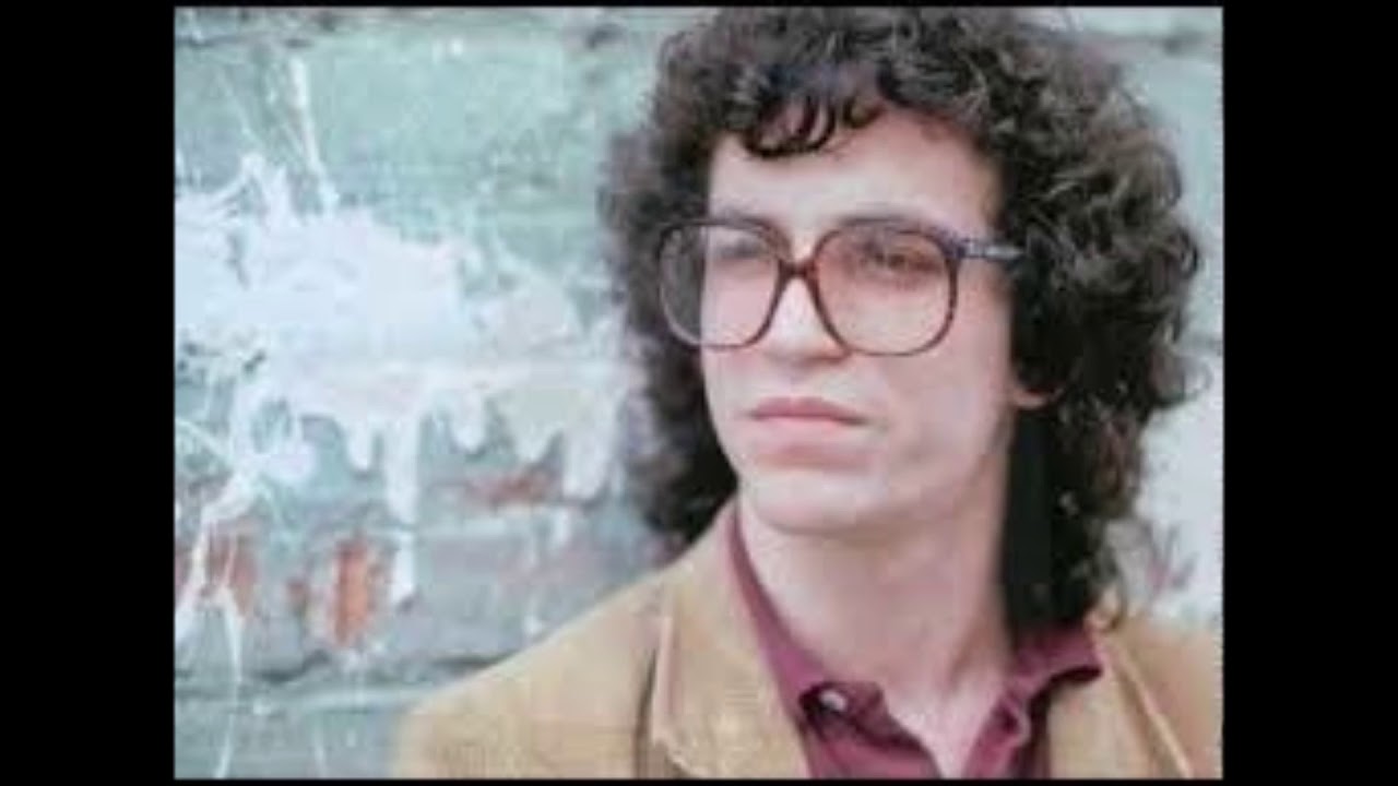 Happy Birthday to Steve Porcaro of Toto.

 