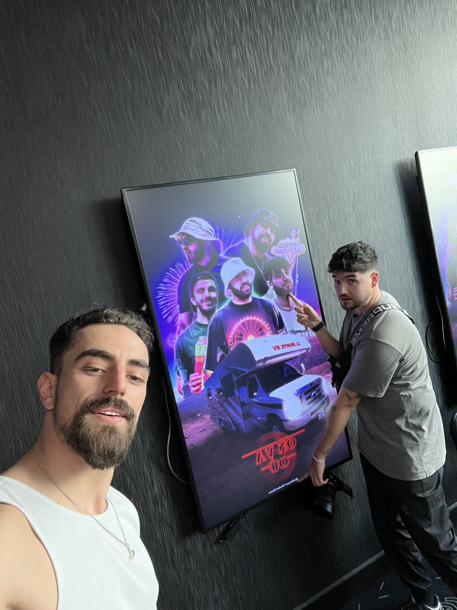 djilsi's tweet photo. Nanterre, MERCI
c’était un moment de malade, on vous aime tant 🫶🏻 à demain Vitrolles https://t.co/r4Kbyww9BH