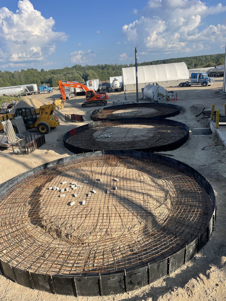 Gulutzen Concrete tweet media