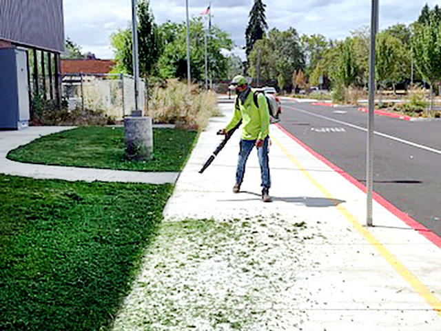 hillsboro_sd's tweet photo. Bond Update: Landscaping
https://t.co/9iRSEVUExo

Actualización sobre el bono: Trabajos de paisajismo
https://t.co/9iRSEVUExo https://t.co/WzcTHkxZma