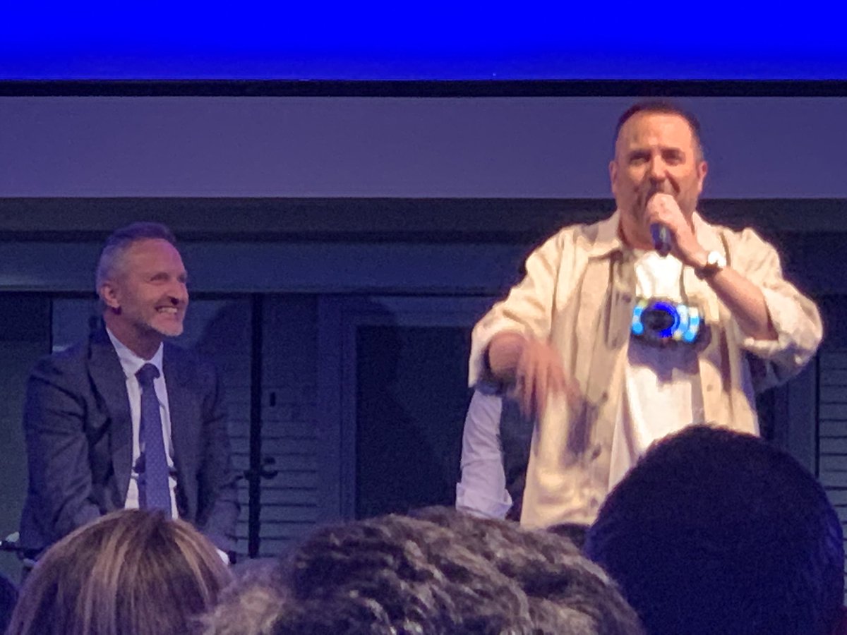 efb615's tweet photo. Fabulous night @BrodiesLLP table @themarcliffe for @paullawriefound dinner. A win for @robwicks in Hit/Miss; @Abandoman song for #50shadesofnavy @mcginigal &amp; bidding success in @MCalexfleming auction. Great fun and lots of money raised for junior golfers ⛳️🏌️‍♀️🏌️‍♂️💷 https://t.co/EC6GmbjLz9