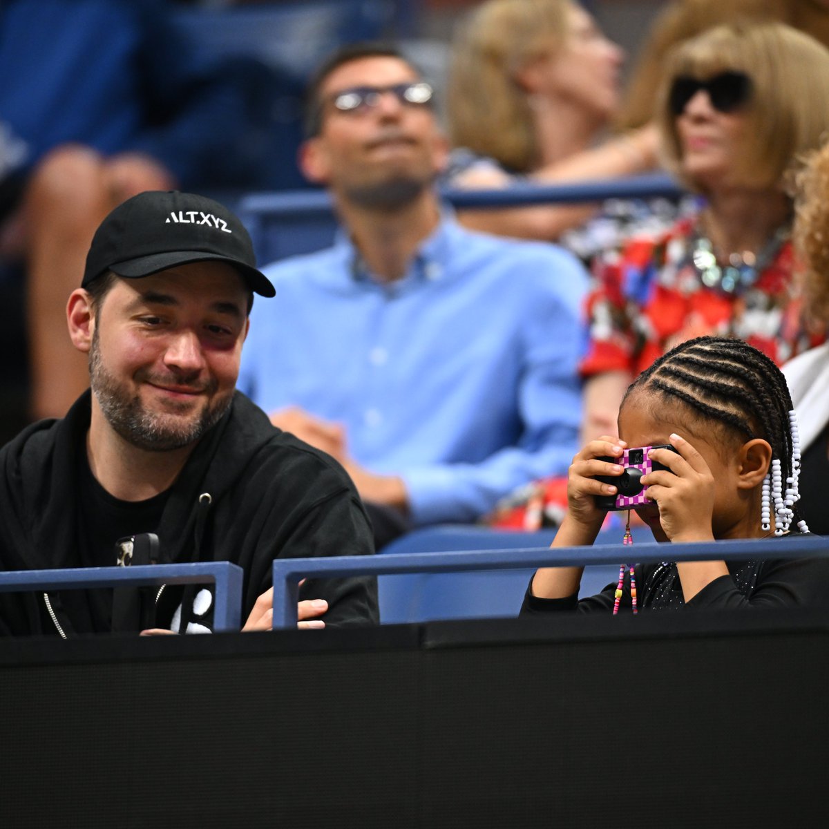 rolandgarros's tweet photo. Snapping Serena 📸

#USOpen | @OlympiaOhanian https://t.co/xhEVVwXfqI