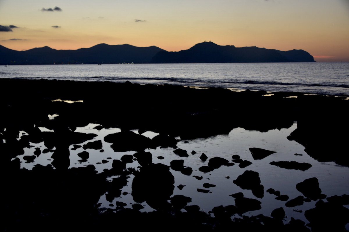 FrancescoPaladi's tweet photo. #sunsetphotography #sunset #photooftheday #photography #photo #sicily #aspra #bagheria #baaria #nikon #sea #mare https://t.co/hh2j2kwoLL