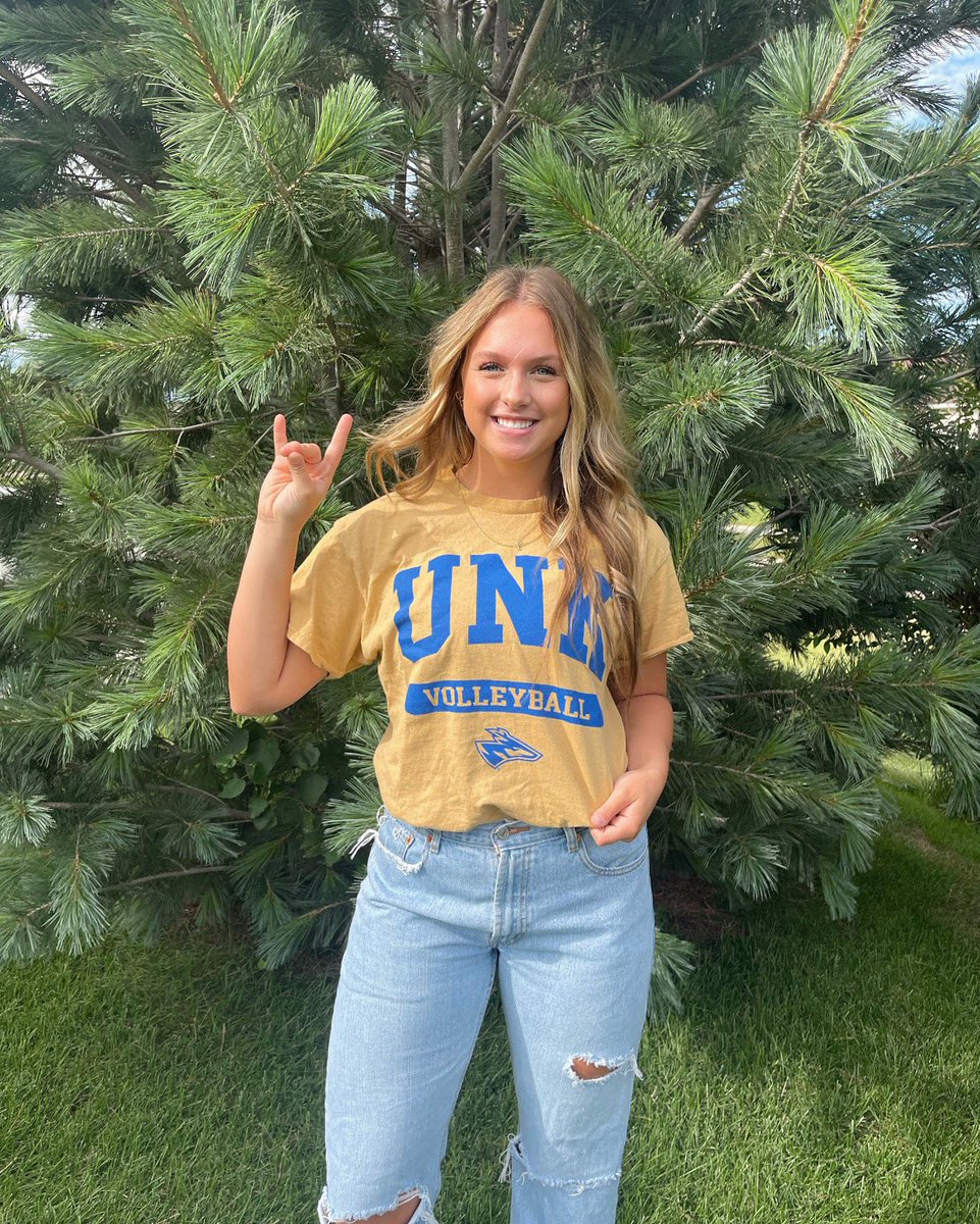 ElliMehlin's tweet photo. Committed!!!!💙💛 #lopesup https://t.co/oJT1BzgQGl
