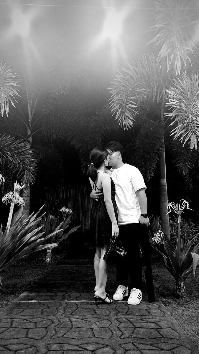 beerrnnaarrdd's tweet photo. I miss you baby @renelliaa https://t.co/13wG7rZCFO
