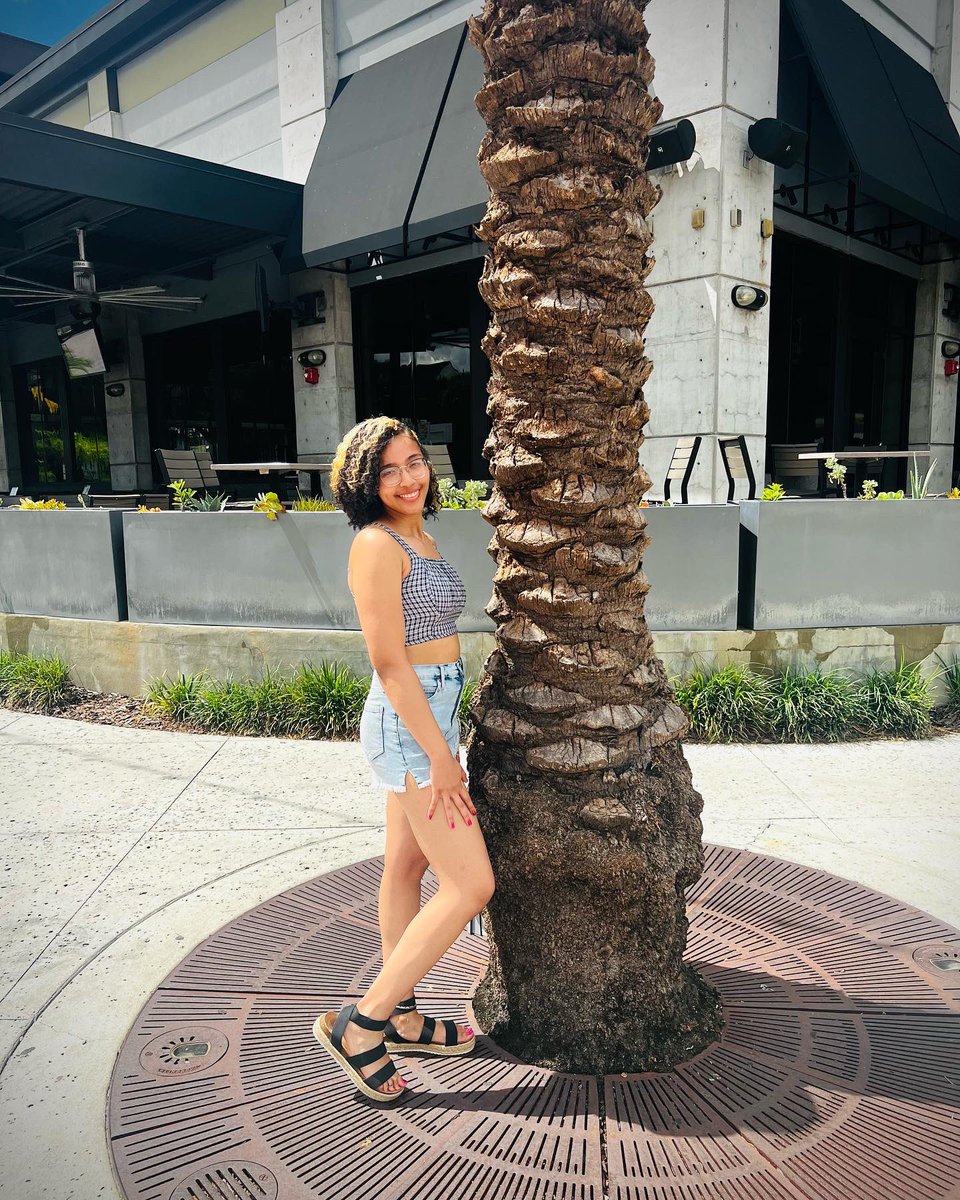 aryygeee's tweet photo. Sooo I turned 24 and did it in style✨
#Florida2022🌴☀️ https://t.co/4hhu8xAFKH
