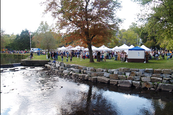 DemarestNature's tweet image. #Craft Show at #Oktoberfest is Saturday, October 8th from 10am - 5pm at the Demarest Duck Pond. Please #SaveTheDate.   #familyfun #crafts #canoerides #fundraiser