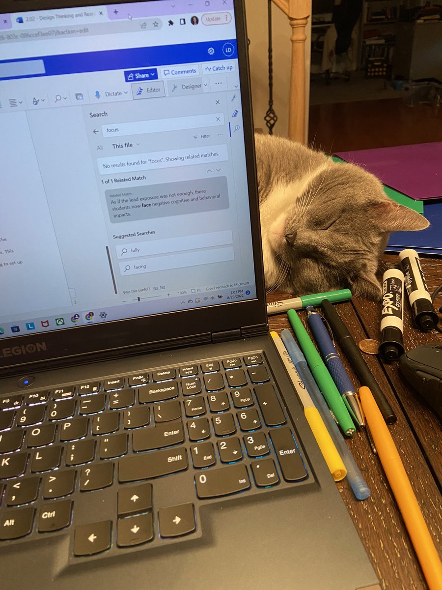 DoerrFz's tweet photo. Week 1 of EdD in the books. My assistant is already worn out from the workload #roadtodrdoerr https://t.co/ktHiN6LGD4