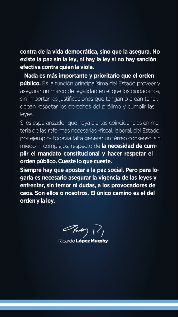 rlopezmurphy's tweet image. Son ellos o nosotros. Es orden o es caos. Se avecinan tiempos difíciles, porque nos enfrentamos a una banda de delincuentes, de incendiarios, de políticos corruptos e incompetentes. Tenemos el deber de enfrentarlos sin vacilaciones, por la libertad. El único camino es la ley.