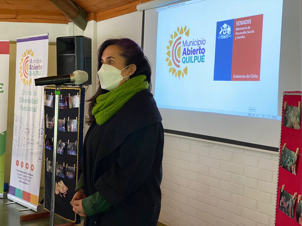 MDSValparaiso's tweet photo. 👉Seremi @cecarrami asistió al cierre del taller “Rompiendo barreras”, una obra de teatro que la oficina de la diversidad funcional de @quilpueciudad concretó con el apoyo de las familias de #Aspade y gracias al Fondo Nacional de Proyectos Inclusivos (FONAPI) de @senadis_gob 💪💪 https://t.co/6zuWbHqFd4