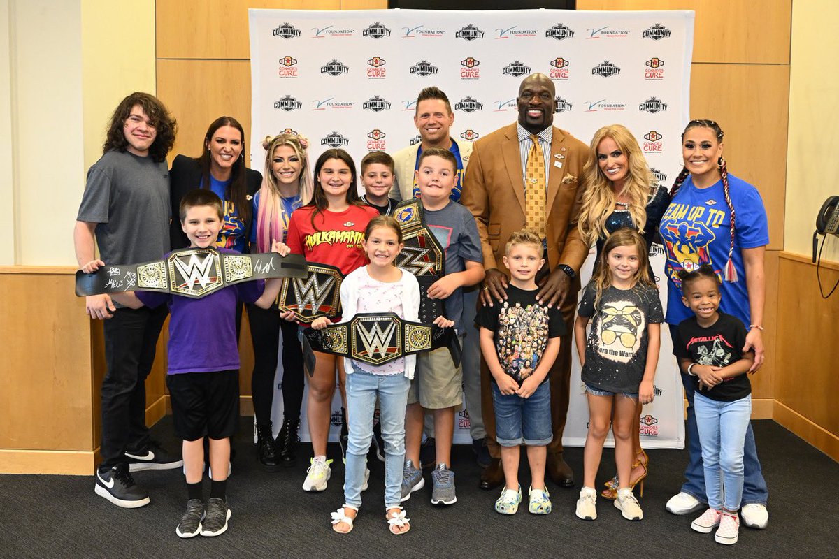 WWECommunity's tweet photo. .@WWE Superstars and @StephMcMahon celebrated the kick-off to this year’s #ConnorsCure campaign in Pittsburgh to support pediatric cancer patients and thrivers! Donate now at https://t.co/IbWOZXJl5P https://t.co/xIAl0spYBQ