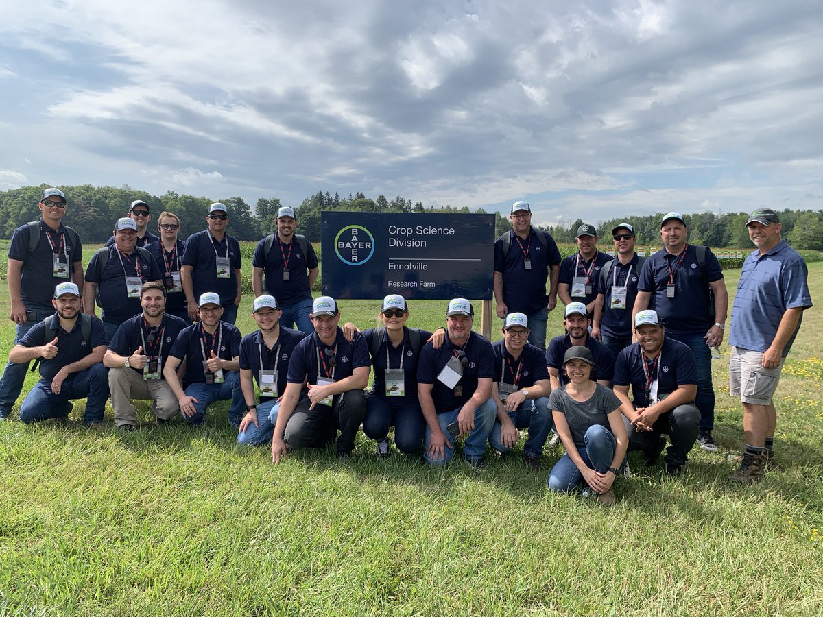 coelhopcarla's tweet photo. It was fun hosting this group of Brazilian co-op farmers at the research farm today! #inportuguese #bayerbrasil #cvale #bayercanada https://t.co/dqQU6054XD