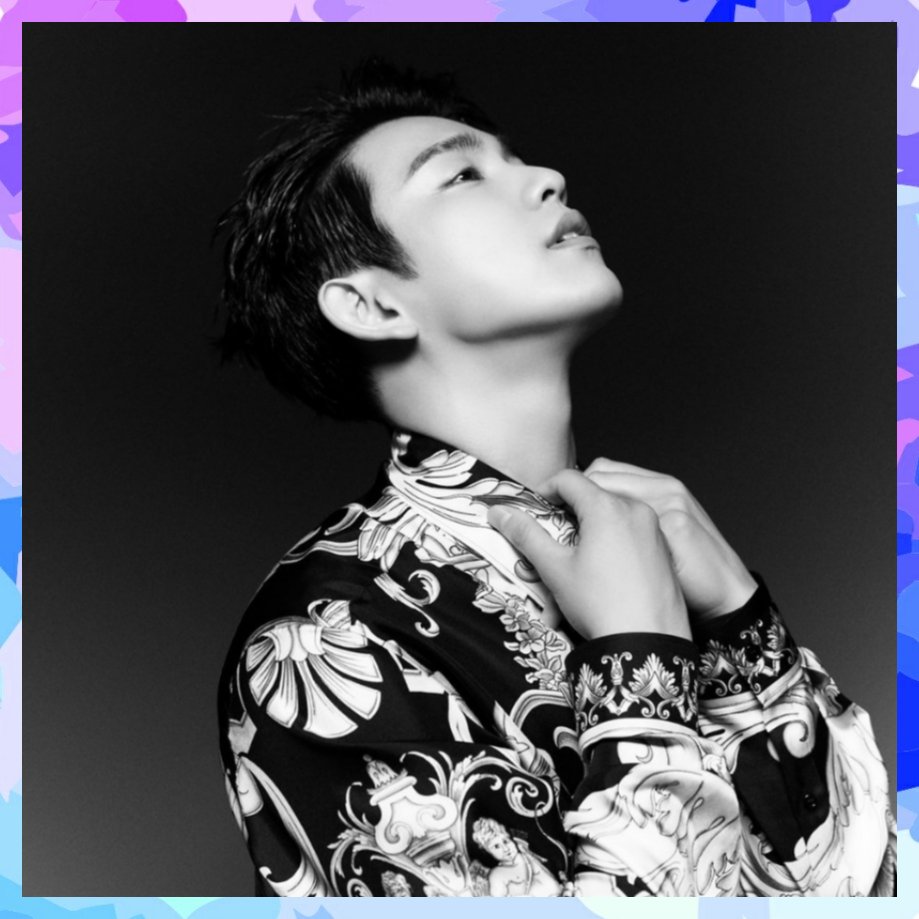 Tu_rinconahgase's tweet photo. 🍑Jinyoung para la cuenta de Versace en Twitter
➡ "Jinyoung luciendo un #VersacePreFall22 para gq korea"
🔗https://t.co/gYVRbRIhr4
#Jinyoung #진영 #GOT7 https://t.co/Q86anTt3Eh