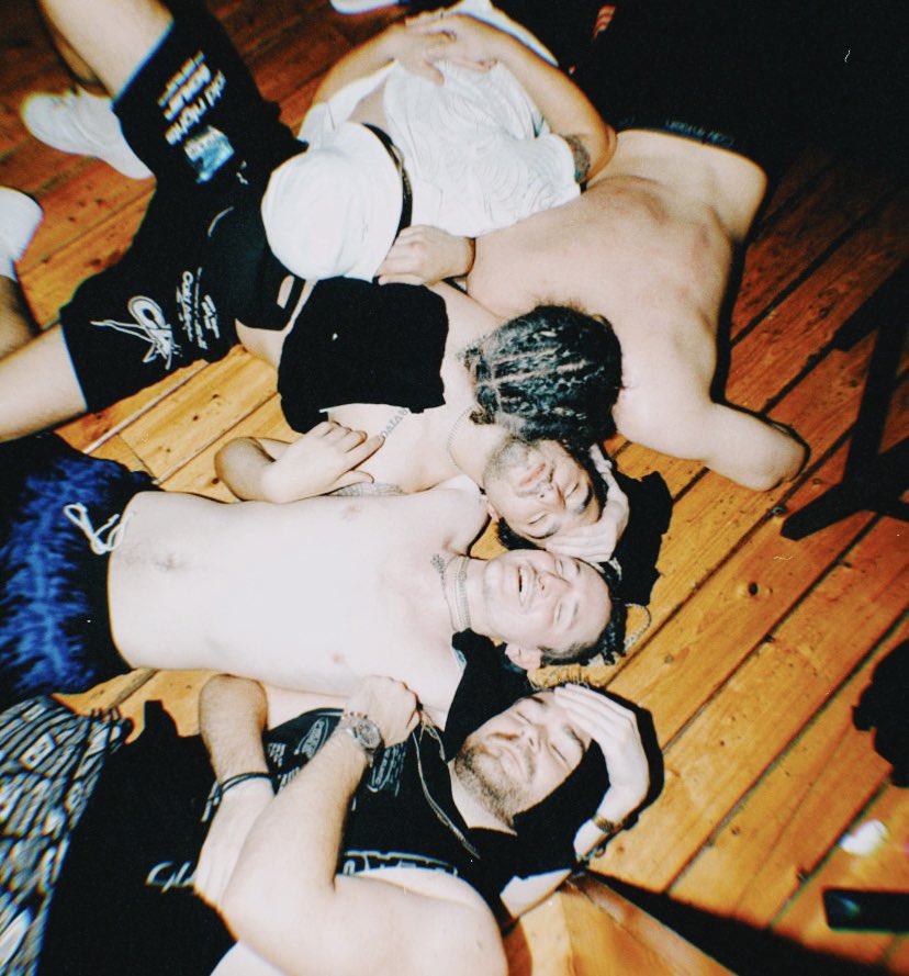 comfort clinton (@comfortclintonc) on Twitter photo 